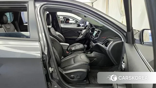 Jeep Cherokee (KL) 2022 Серый из Кореи, фото 2