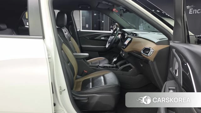 Chevrolet (GM Daewoo) Trailblazer 2021 Белый из Кореи, фото 2