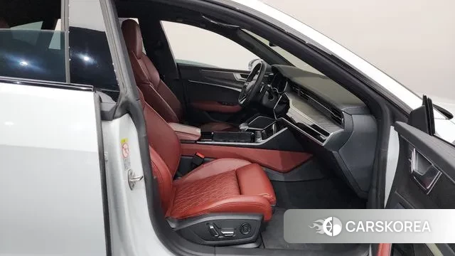 Audi S7 (4K) 2020 Белый из Кореи, фото 2