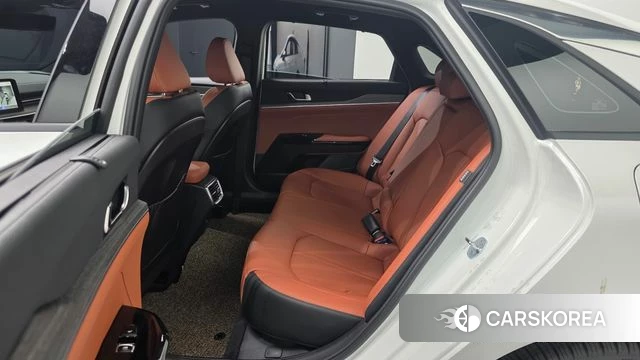 Kia The New K5 3rd generation 2026 Белый из Кореи, фото 2