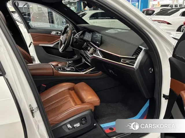 BMW X7 (G07) 2020 Белый из Кореи, фото 2