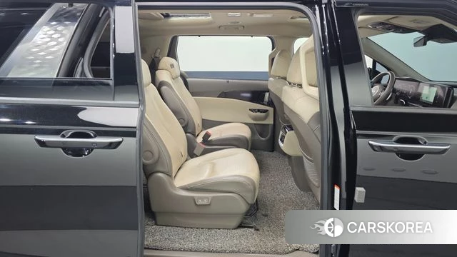 Kia Carnival 4th generation 2022 Черный из Кореи, фото 2