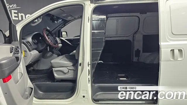 Hyundai The New Grand Starex 2021 Белый из Кореи, фото 2