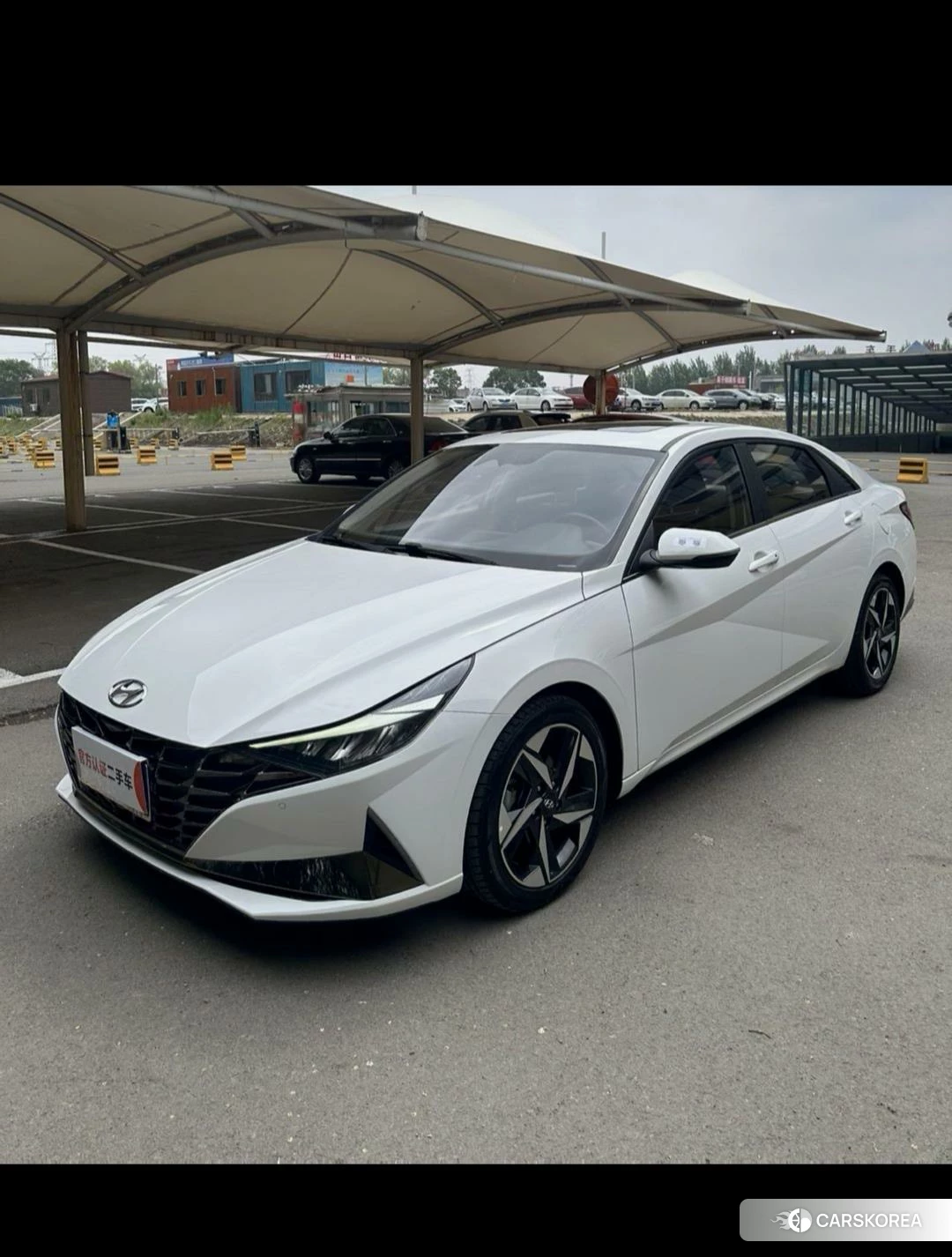 Hyundai Elantra 2022 Белый из Китая, фото 2