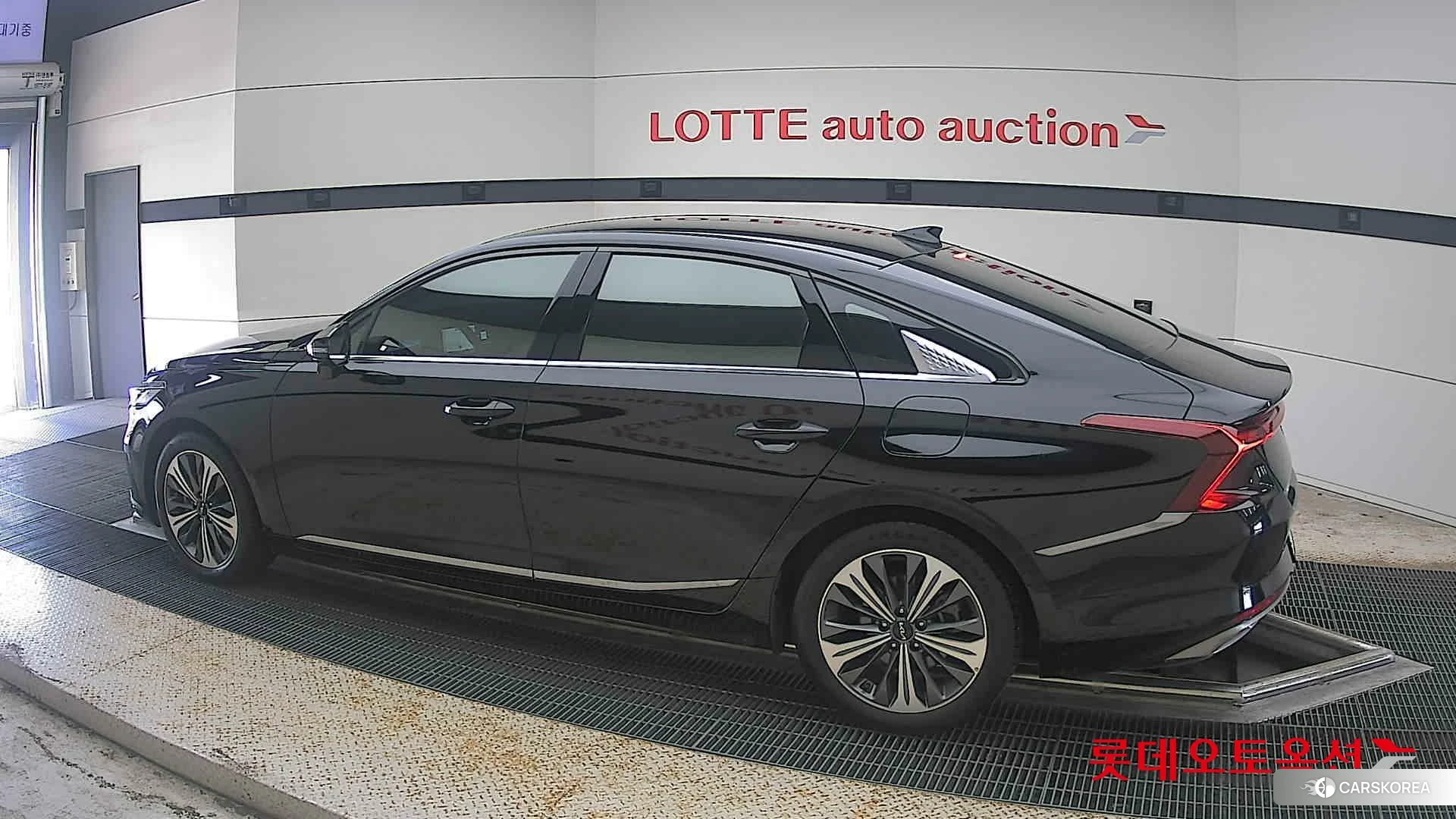 Kia K8 Hybrid 2023 Черный из Кореи, фото 2