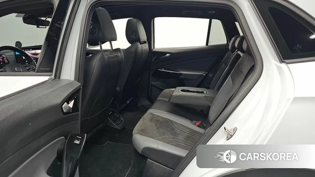 Volkswagen ID.4 2025 Белый из Кореи, фото 2