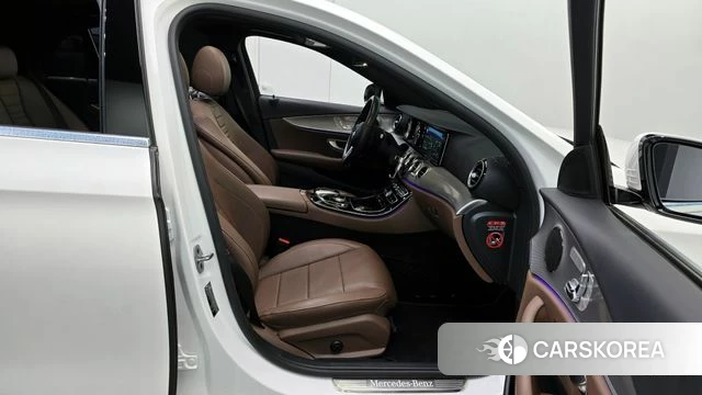 Mercedes-Benz E-Class W213 2019 Белый из Кореи, фото 2