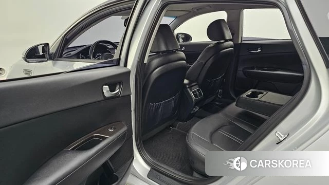 Kia The New K5 2nd generation 2018 Серебряный из Кореи, фото 2