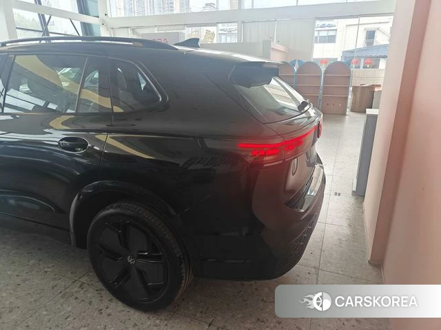Volkswagen Tiguan L 2024 Синий из Китая, фото 2