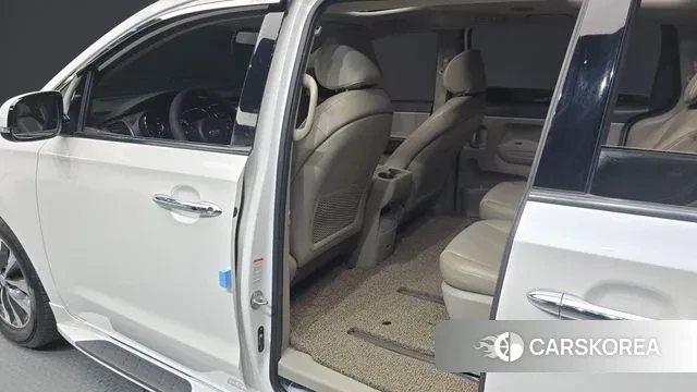 Kia All New Carnival 2018 Белый из Кореи, фото 2