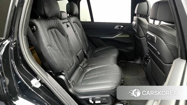 BMW X7 (G07) 2025 Черный из Кореи, фото 2