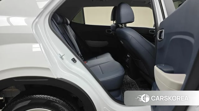 Hyundai Venue 2025 Белый из Кореи, фото 2
