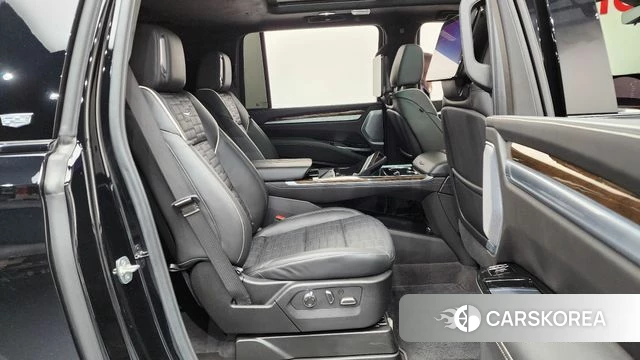 Cadillac Escalade 5th Generation 2025 Черный из Кореи, фото 2