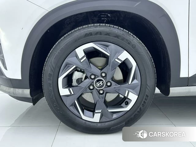 Hyundai ix35 2023 Белый из Китая, фото 2