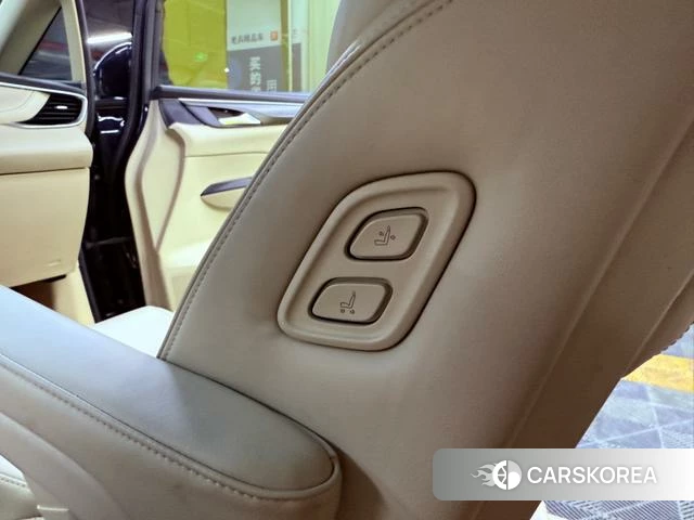 Buick GL8 2023 Синий из Китая, фото 2