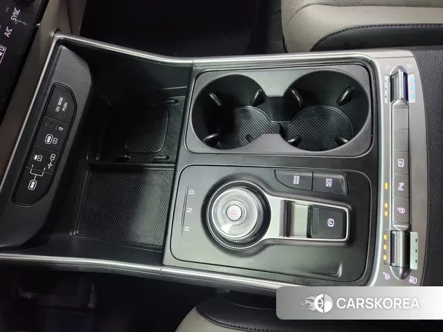 Kia The New Carnival 4th Generation 2024 Белый из Кореи, фото 2