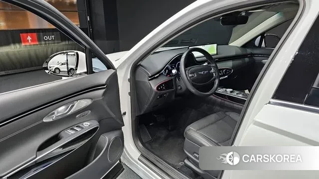 Genesis GV70 2022 Белый из Кореи, фото 2