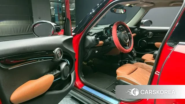 Mini Cooper S 2022 Красный из Кореи, фото 2