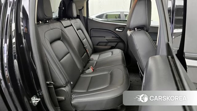 Chevrolet (GM Daewoo) Real New Colorado 2022 Черный из Кореи, фото 2