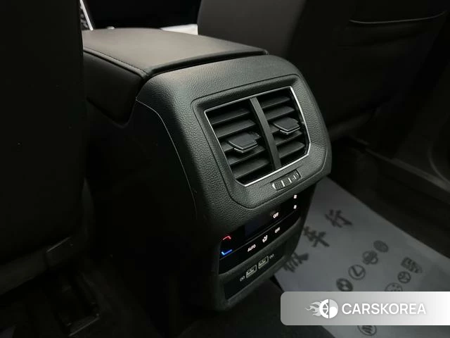 Volkswagen Tanyue 2022 Белый из Китая, фото 2
