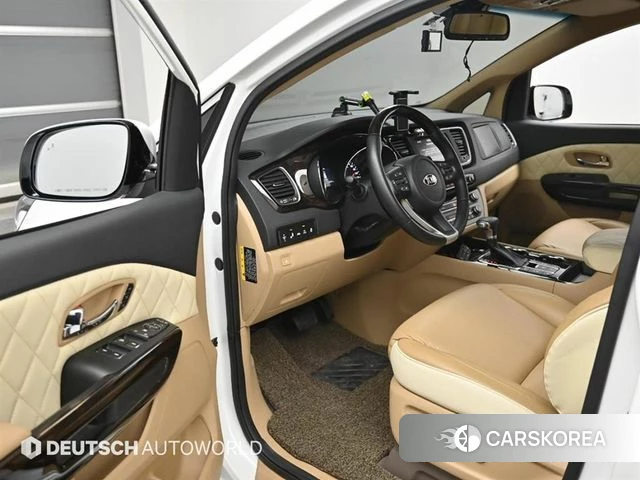 Kia The New Carnival 2018 Белый из Кореи, фото 2