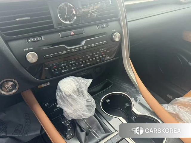 Lexus RX 2022 Белый из Китая, фото 2