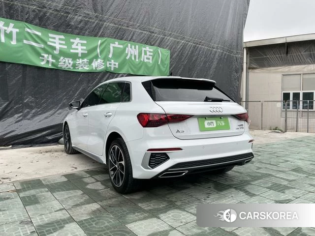 Audi A3 2023 Белый из Китая, фото 2