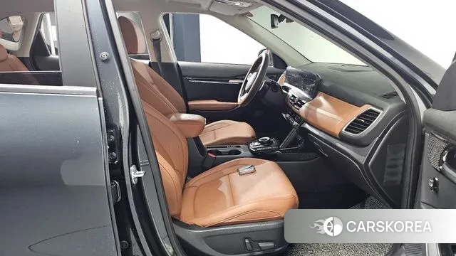 Kia The New Seltos 2024 Серый из Кореи, фото 2