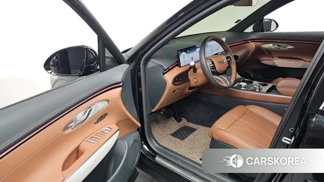 Genesis GV70 2024 Черный из Кореи, фото 2