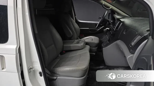 Hyundai The New Grand Starex 2020 Белый из Кореи, фото 2