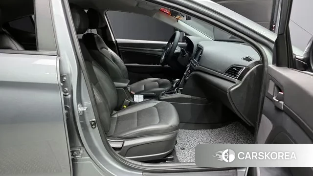 Hyundai Avante AD 2018 Серый из Кореи, фото 2