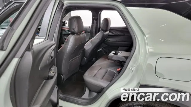 Chevrolet (GM Daewoo) The New Trail Blazer 2024 Светло-зеленый из Кореи, фото 2