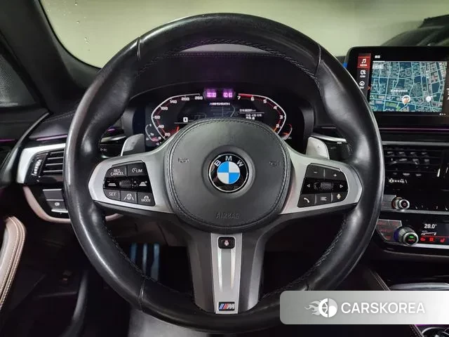 BMW 5 Series (G30) 2021 Серый из Кореи, фото 2