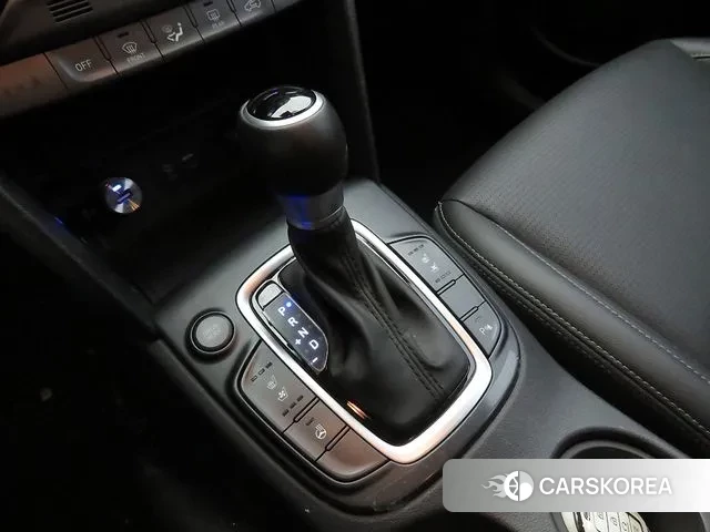 Hyundai Kona 2018 Белый из Кореи, фото 2