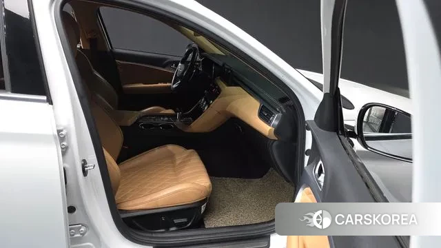 Genesis The New G70 2021 Белый из Кореи, фото 2