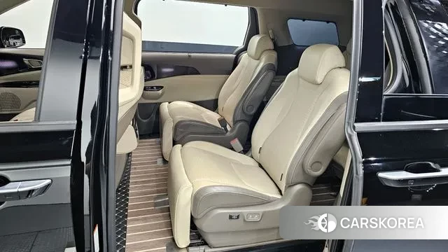 Kia Carnival 4th generation 2021 Черный из Кореи, фото 2