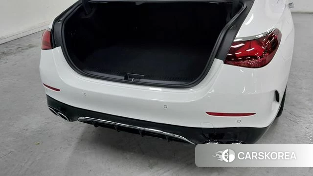 Mercedes-Benz E-Class W214 2025 Белый из Кореи, фото 2