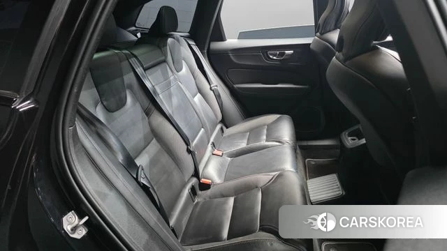 Volvo XC60 second Generation 2021 Черный из Кореи, фото 2
