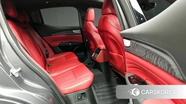 Maserati Grecale 2023 Серый из Кореи, фото 2