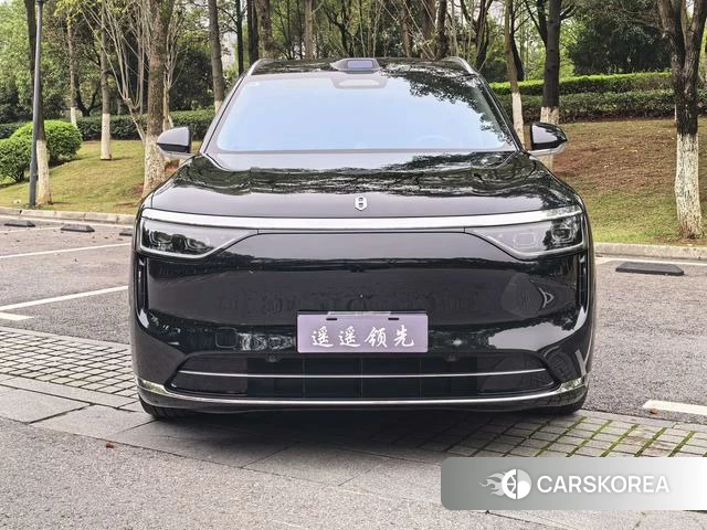 AITO Ask the world M8 2025 Черный из Китая, фото 2