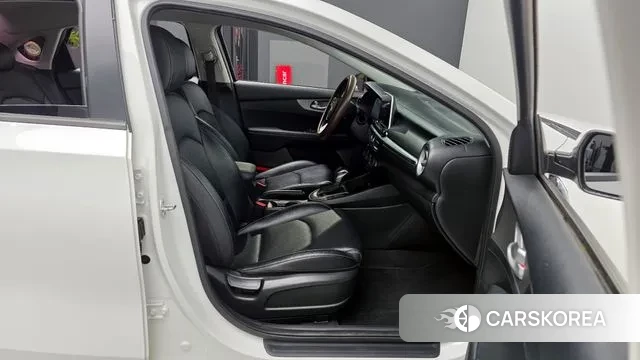 Kia Come New K3 2018 Белый из Кореи, фото 2