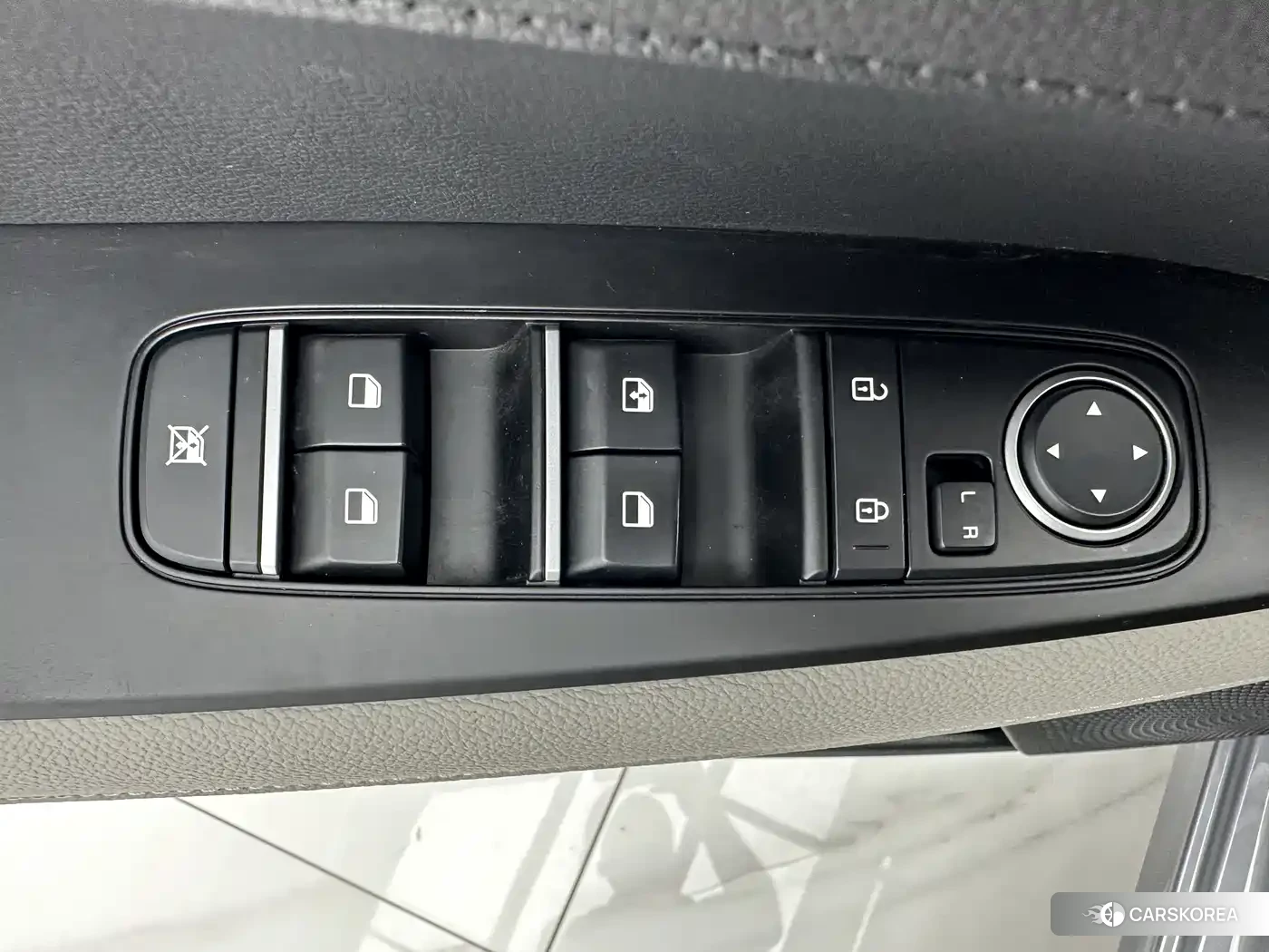 Kia K3 2023 Silver/gray из Китая, фото 2