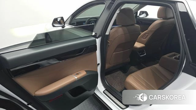 Hyundai Grandeur (GN7) 2023 Белый из Кореи, фото 2