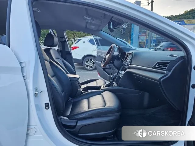 Hyundai The New Avante AD 2019 Белый из Кореи, фото 2