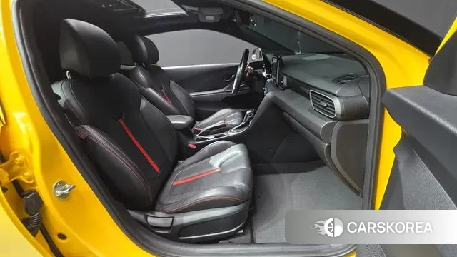 Hyundai Veloster (JS) 2018 Желтый из Кореи, фото 2