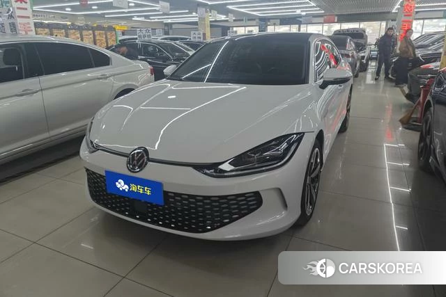 Volkswagen Lingdu 2023 Белый из Китая, фото 2
