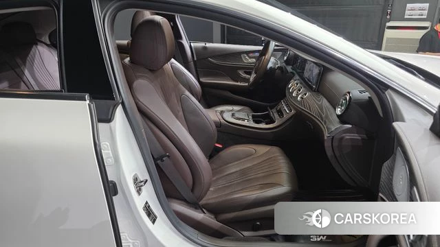 Mercedes-Benz CLS-Class C257 2021 Белый из Кореи, фото 2