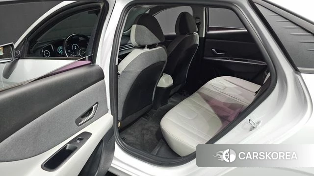 Hyundai Avante (CN7) 2021 Белый из Кореи, фото 2