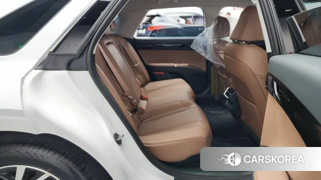 Hyundai Grandeur Hybrid (GN7) 2025 Белый из Кореи, фото 2