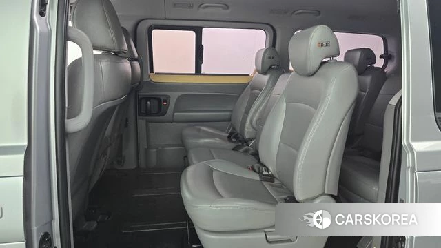 Hyundai The New Grand Starex 2019 Серебряный из Кореи, фото 2